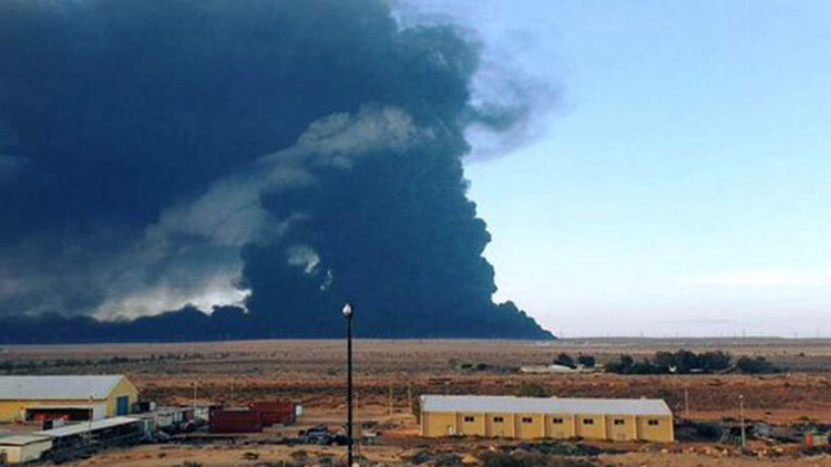 El Estado Islámico explosiona instalaciones petroleras cerca de Ras Lanuf, en Libia