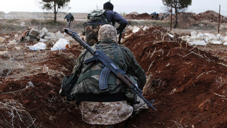 Moscú: Los combatientes extremistas en Siria reciben refuerzos desde Turquía