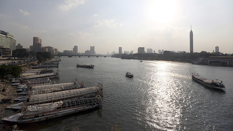 Rusia tendrá una zona industrial en el canal de Suez