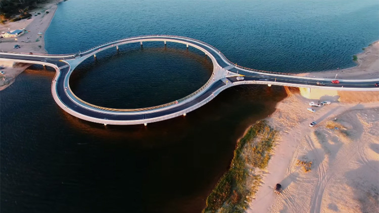 Video: El puente circular de Uruguay que está en boca de todos