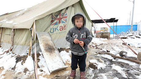 Un niño, la primera víctima de 2016 entre los refugiados con destino a la UE