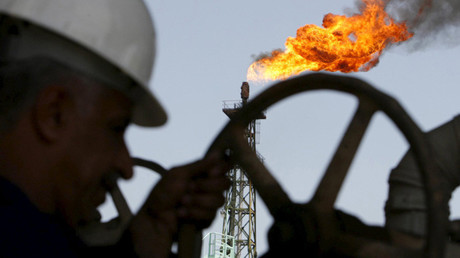 Teherán sin sanciones: ¿Se ahogará la economía mundial en el crudo iraní?