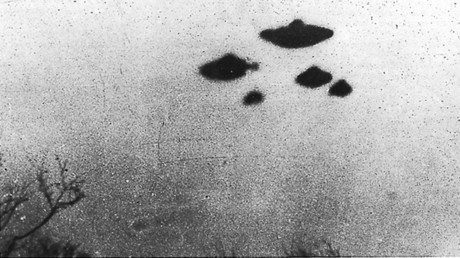 "La verdad está ahí afuera": La CIA publica cientos de documentos sobre objetos voladores