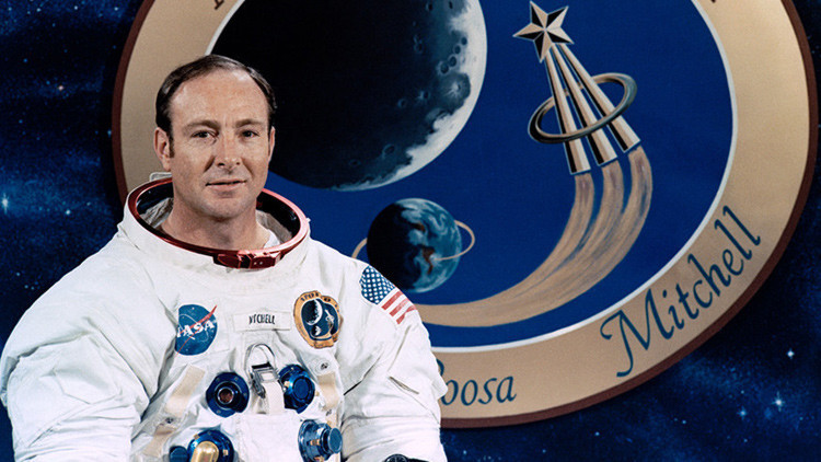 Muere Edgar Mitchell, el astronauta que pisó la Luna y creía en extraterrestres