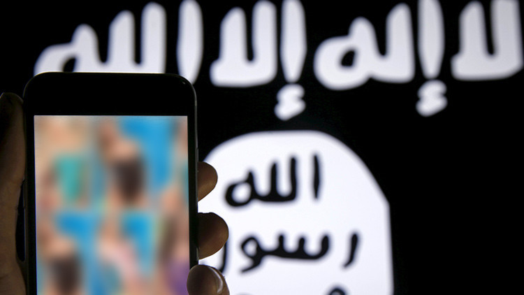El Estado Islámico decapita a un menor en Irak por tener imágenes y canciones obscenas  