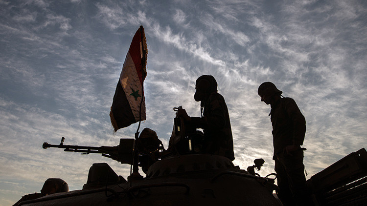 El EI se queda sin abastecimiento: la milicia siria corta las rutas de suministro para yihadistas
