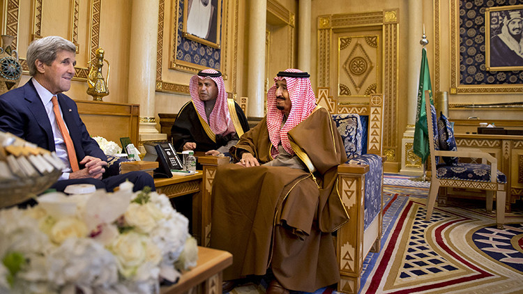 ¿Fin del negocio familiar?: Cómo podría colapsar Arabia Saudita