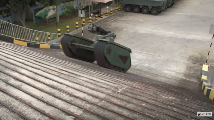 Video: Este mini tanque puede convertirse en el vehículo que quieras