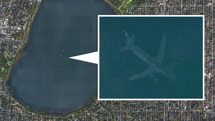 ¿Qué es la imagen de un avión intacto en el fondo de un lago detectada por Google Earth?