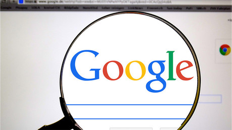 ¿Por qué el buscador de Google sugiere que los "musulmanes apoyan el terrorismo"?