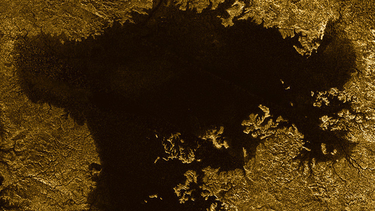 La NASA resuelve el misterio de la isla en un mar de la luna de Saturno