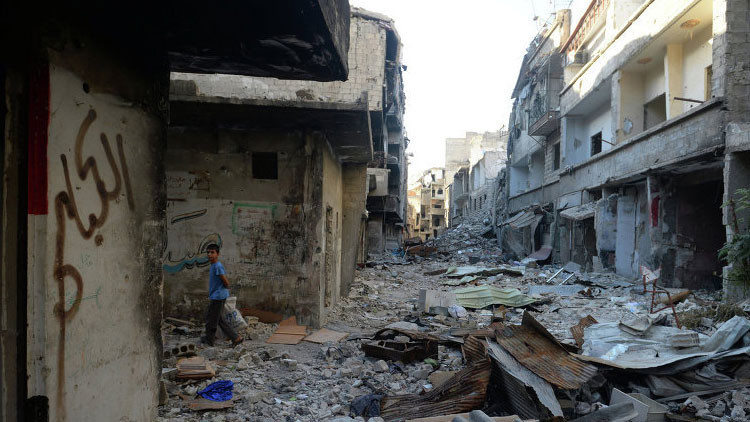 Terroristas amenazan a civiles con masacrarlos por negarse a participar en combates en Siria