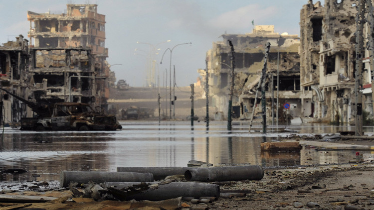 ¿Justificando sus acciones?: Hillary Clinton asegura que sin la OTAN "Libia estaría como Siria"