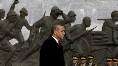 Assad: "El ejército de Erdogan está combatiendo ahora en Siria"