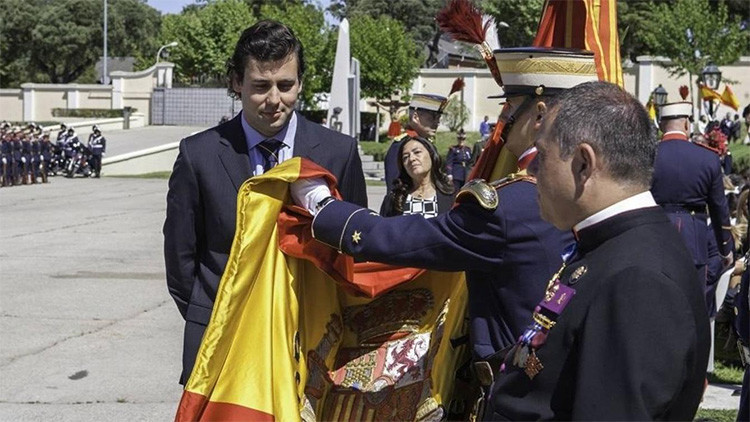 Españoles 'offshore': Dos bisnietos del dictador Franco dirigían sociedades opacas