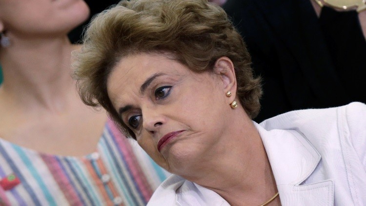 "'Impeachment' de Rousseff quiere favorecer a las multinacionales petroleras norteamericanas"
