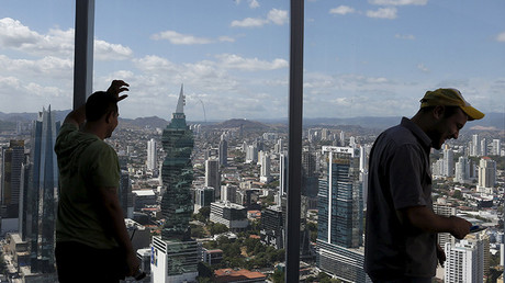 ¿Rockefeller y la CIA?: Sepa quién está tras los filtradores de los polémicos 'papeles de Panamá'