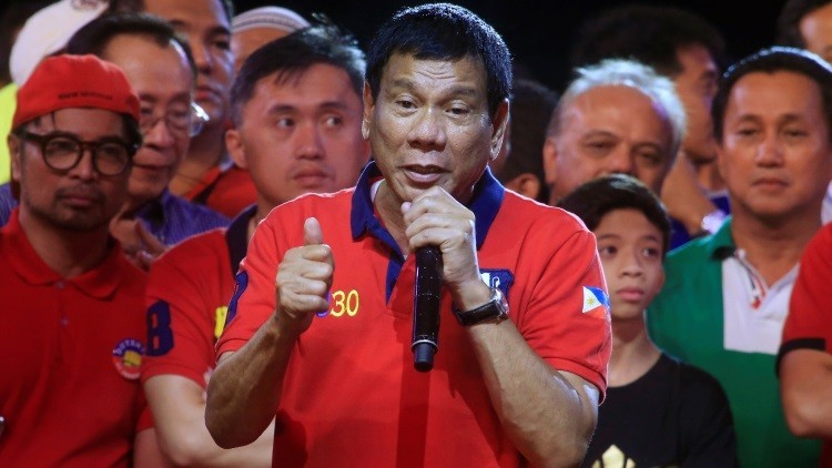 Capos de la droga ofrecen un millón de dólares por la cabeza del nuevo presidente de Filipinas