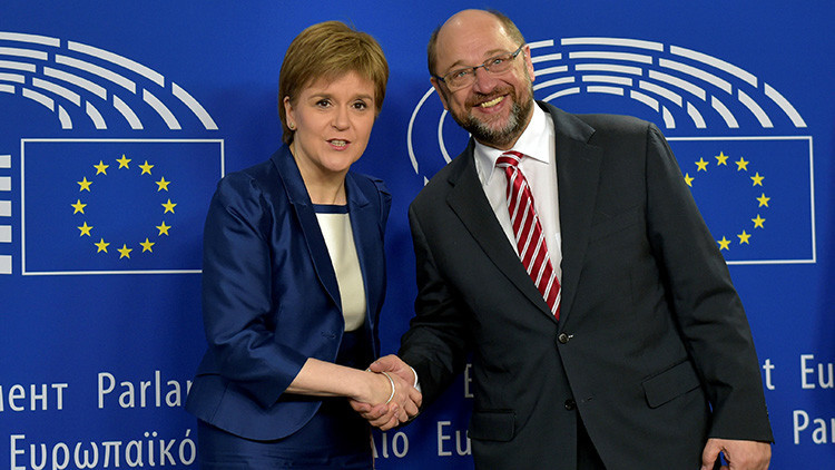 Primera ministra de Escocia: "Queremos permanecer en la UE"