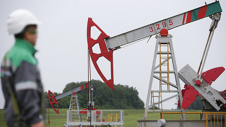 Rusia supera a Arabia Saudita como primer proveedor de petróleo de China