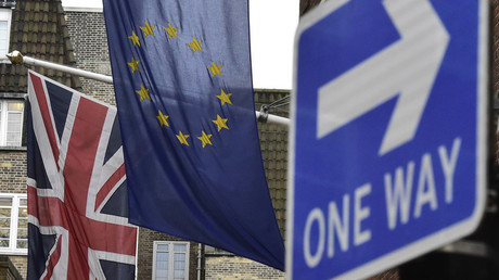 "Se trata de ser parte de un coloso de la ciencia": premio nobel desmiente 5 mitos sobre el Brexit