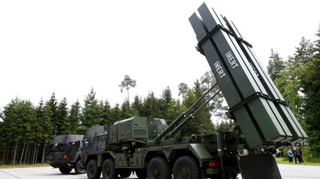 Los países bálticos y Polonia estudian crear un escudo antiaéreo para "protegerse de Rusia"