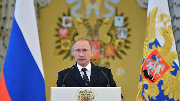 Putin a Francia: Rusia "sabe qué es el terror y las amenazas que crea"