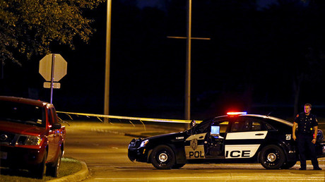 4 francotiradores dejan 5 policías muertos y varios heridos durante protestas en EE.UU.