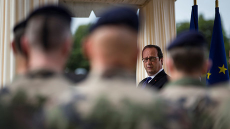 Hollande: "El Estado Islámico ha declarado la guerra a Francia"
