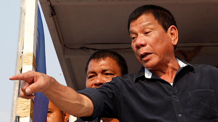 El presidente filipino sobre la matanza masiva de narcos: "No me importan los derechos humanos"