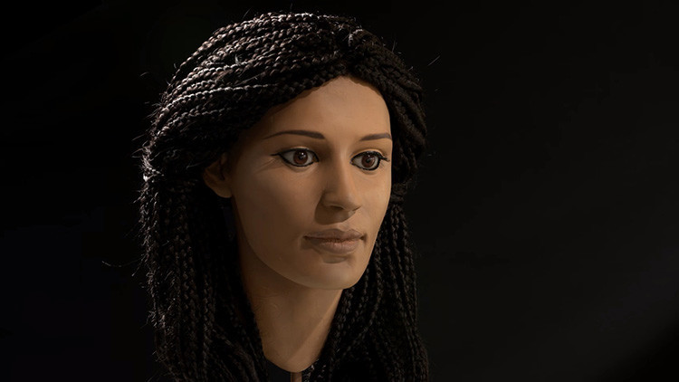 Video: 'Devuelven a la vida' a una joven egipcia momificada hace 2.000 años