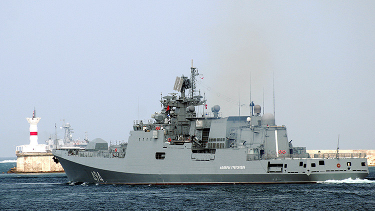 La fragata rusa Admiral Grigoróvich pone a prueba su arsenal en el mar Negro (VIDEO)
