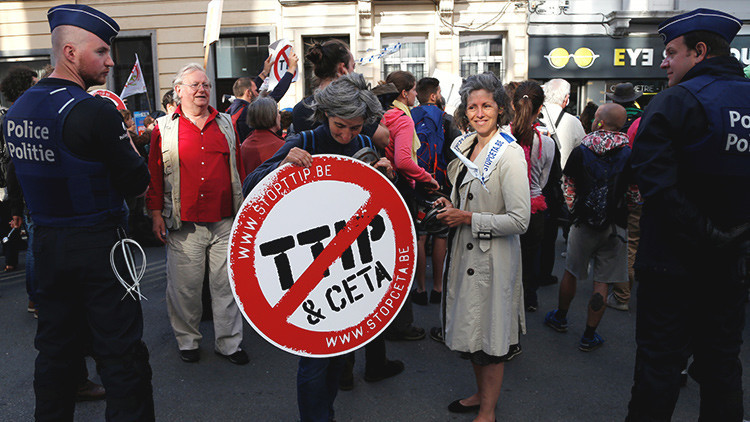 Las declaraciones contra el TTIP son "una cortina de humo"