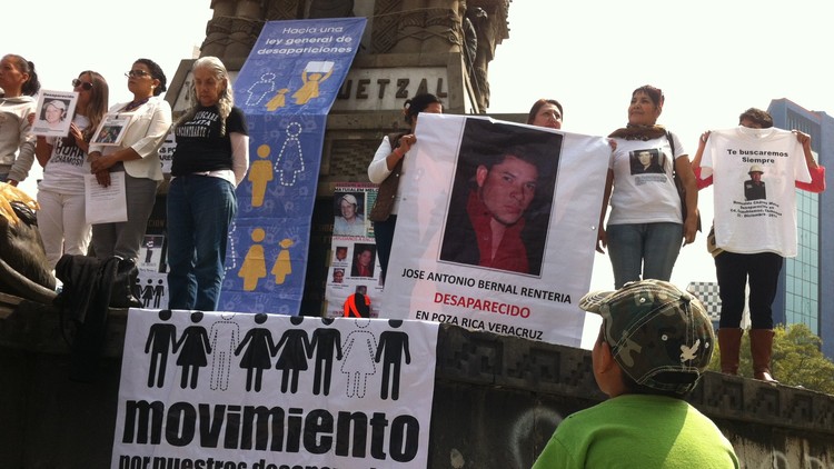 "¿Nuestros hijos dónde están?": Así buscan familiares a sus desaparecidos en México
