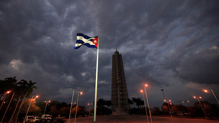 Cuba contra el 'impeachment': La Habana repudió el golpe parlamentario-judicial en Brasil