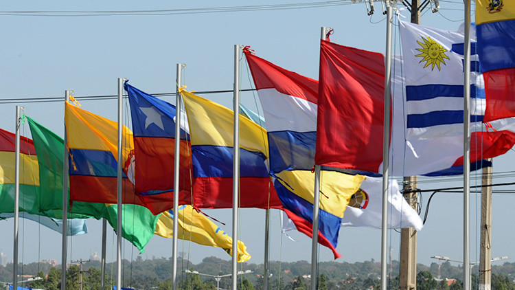Venezuela alerta que una "triple alianza" pretende bloquear sus derechos en Mercosur