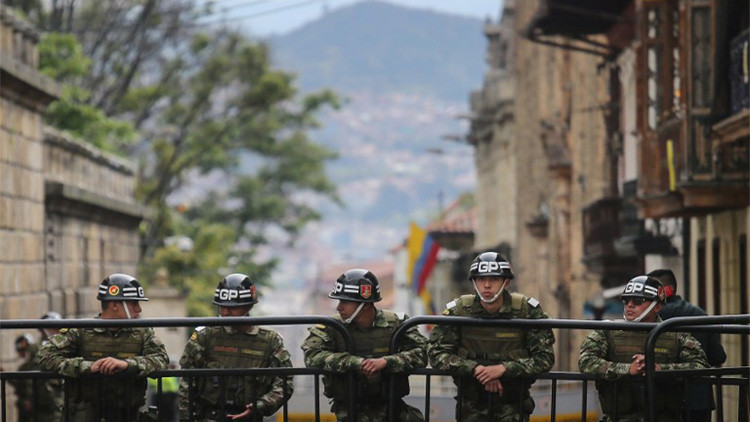 'Plebisantos' o la burbuja de opinión pública: ¿Qué explica el triunfo del 'No' en Colombia?