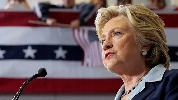 WikiLeaks publica 2.000 correos electrónicos del jefe de campaña de Hillary Clinton
