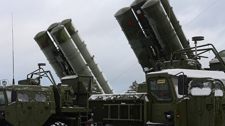 Vice primer ministro ruso: "Suministramos los sistemas S-400 Triumf solo a nuestros amigos"