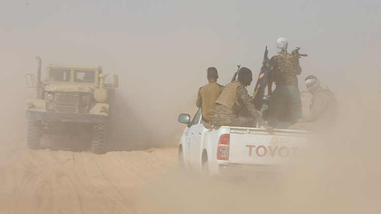Ataque frustrado: El EI intenta destruir vehículos militares iraquíes con un camión suicida