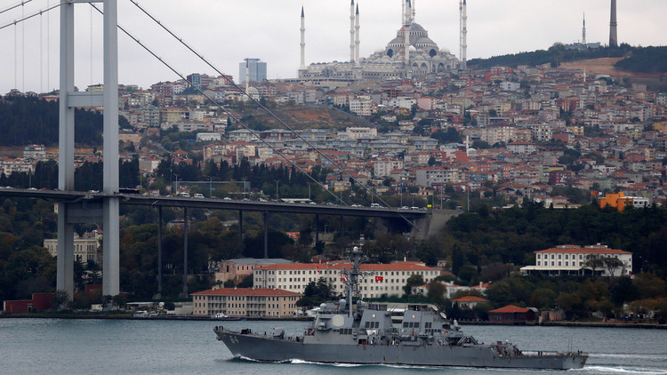 Un destructor estadounidense con sistema de defensa antimisiles entra en el mar Negro 
