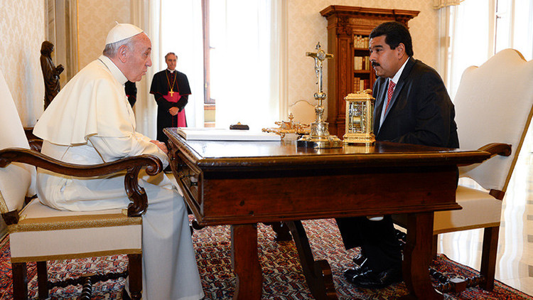 Maduro finaliza 'gira relámpago' reuniéndose con el papa Francisco