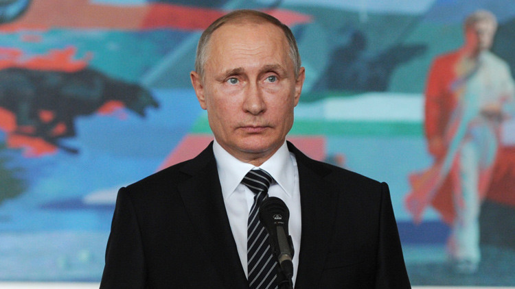 Putin: "Rusia no planea atacar a nadie: eso es ridículo, absurdo e impensable" (Video)