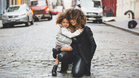 Solo para mujeres: la inteligencia de los hijos depende de sus madres