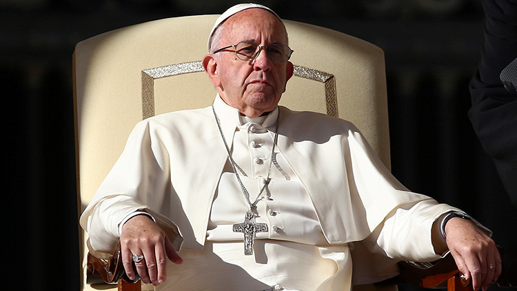 ¿Rebelión contra el papa Francisco?: Los cardenales lo acusan de causar confusión en los creyentes