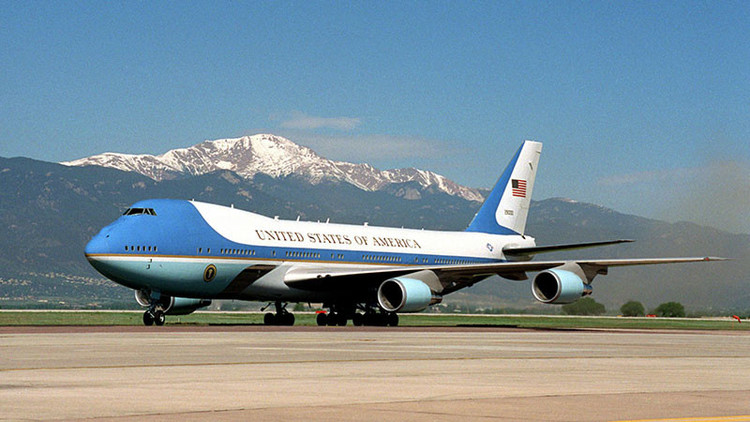 ¿Cómo es el avión presidencial que rechaza Trump?