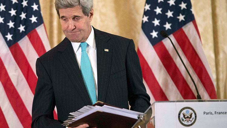 Kerry a la oposición armada siria: "Den el primer paso para lograr la paz"