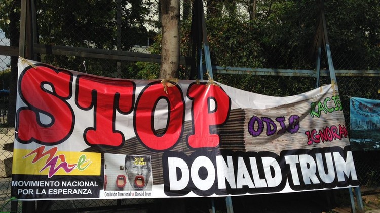 Protesta contra Trump en Embajada de EE.UU. en México: "Llamamos a la empatía para quienes regresen"