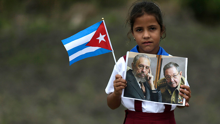 Putin felicita a Raúl Castro por el Año Nuevo y espera que continúe con la causa de Fidel
