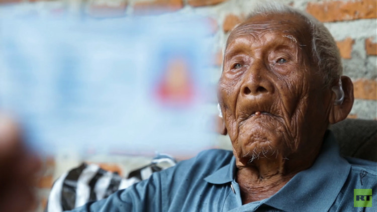 Video: El hombre que podría ser el más longevo del mundo cumple 146 años